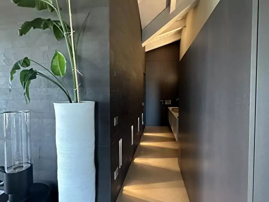 Immagine 10 di Appartamento in vendita  a Giulianova