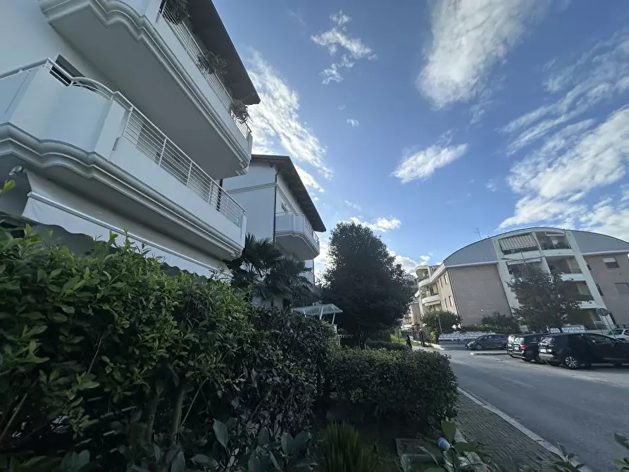 Immagine 7 di Appartamento in vendita  a Giulianova