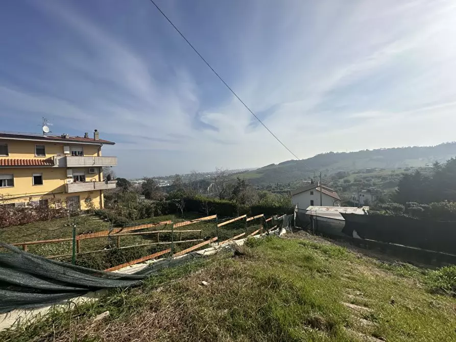 Immagine 2 di Appartamento in vendita  16 a Colonnella