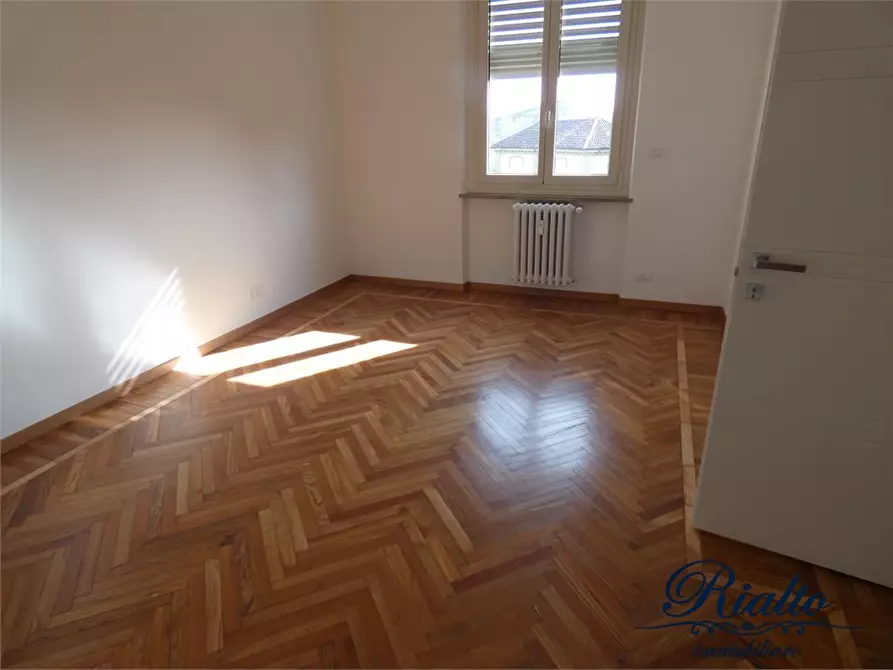 Immagine 8 di Appartamento in vendita  96 a Torino