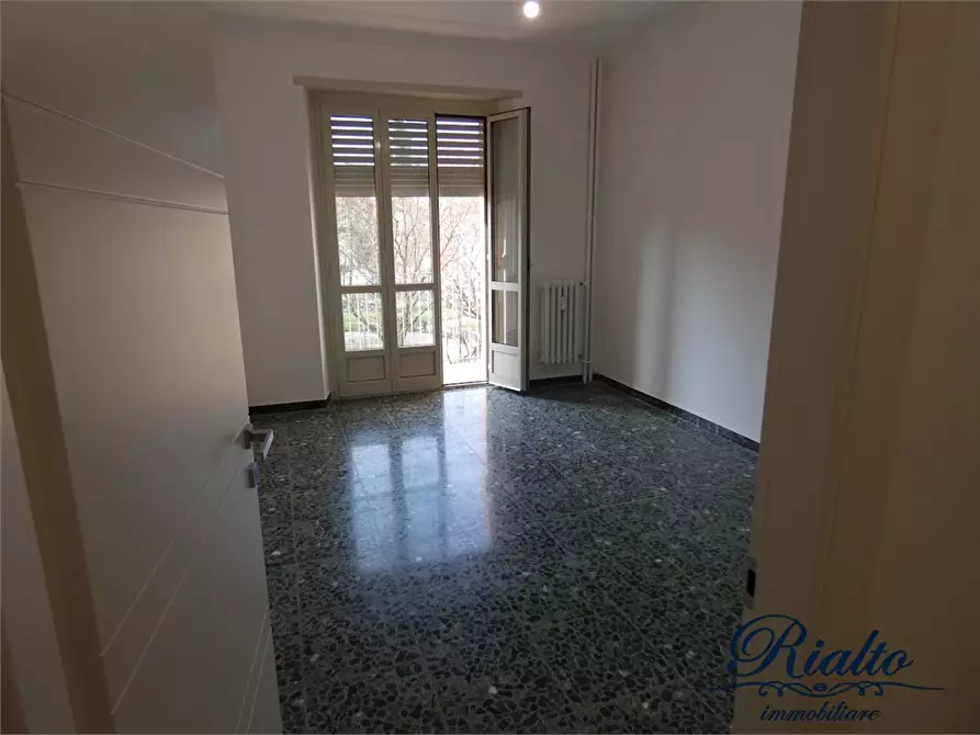 Immagine 5 di Appartamento in vendita  96 a Torino