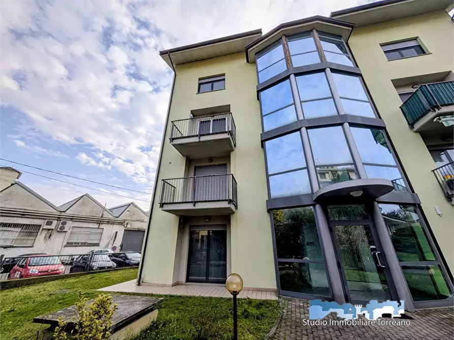 Immagine 2 di Appartamento in vendita  8/a a Ivrea