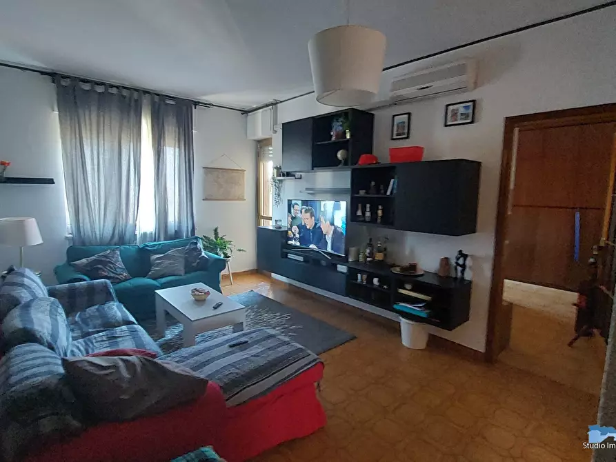 Immagine 1 di Appartamento in vendita  a Ivrea