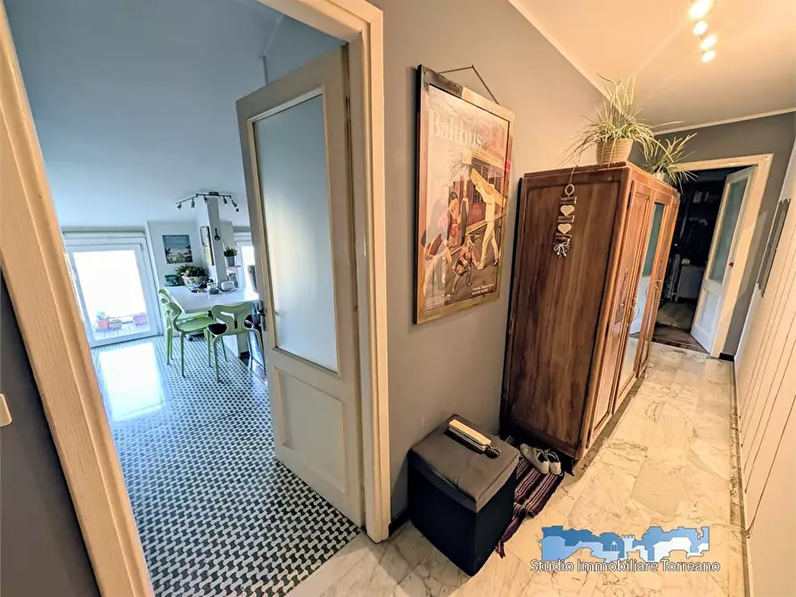 Immagine 10 di Appartamento in vendita  6 a Ivrea