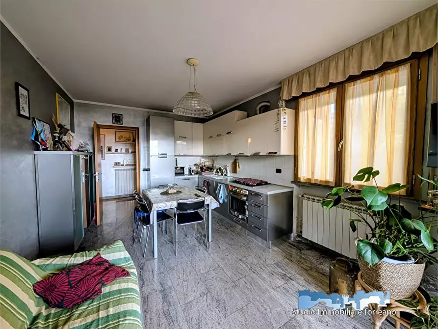 Immagine 6 di Appartamento in vendita  17 a Ivrea