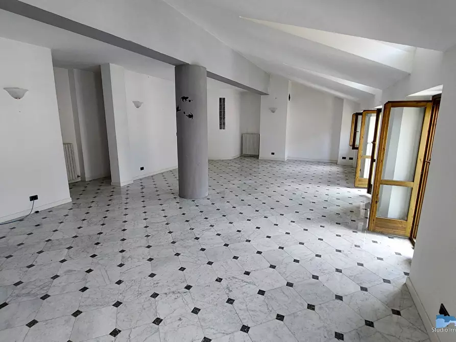 Immagine 3 di Appartamento in vendita  a Settimo Vittone