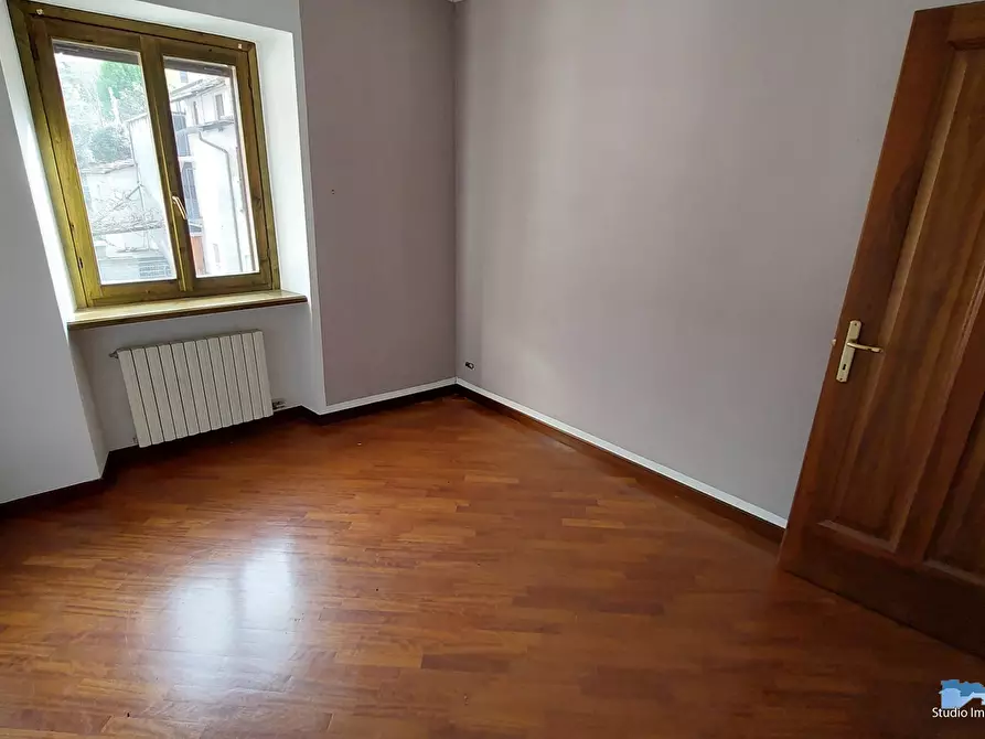 Immagine 10 di Appartamento in vendita  a Settimo Vittone