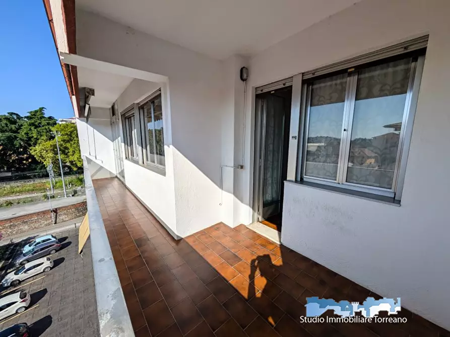 Immagine 2 di Appartamento in vendita  a Ivrea