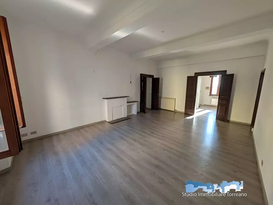 Immagine 9 di Appartamento in vendita  81 a Ivrea