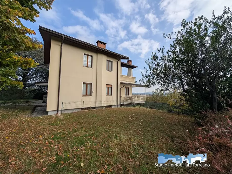 Immagine 3 di Appartamento in vendita  7 a Ivrea