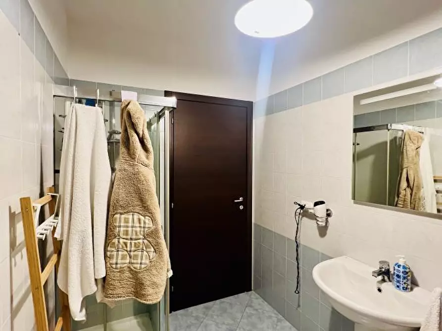 Immagine 9 di Appartamento in vendita  51 a Caselle Torinese