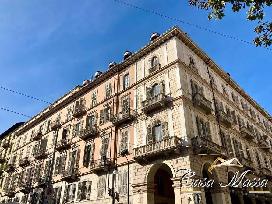 Immagine 1 di Appartamento in vendita  a Torino