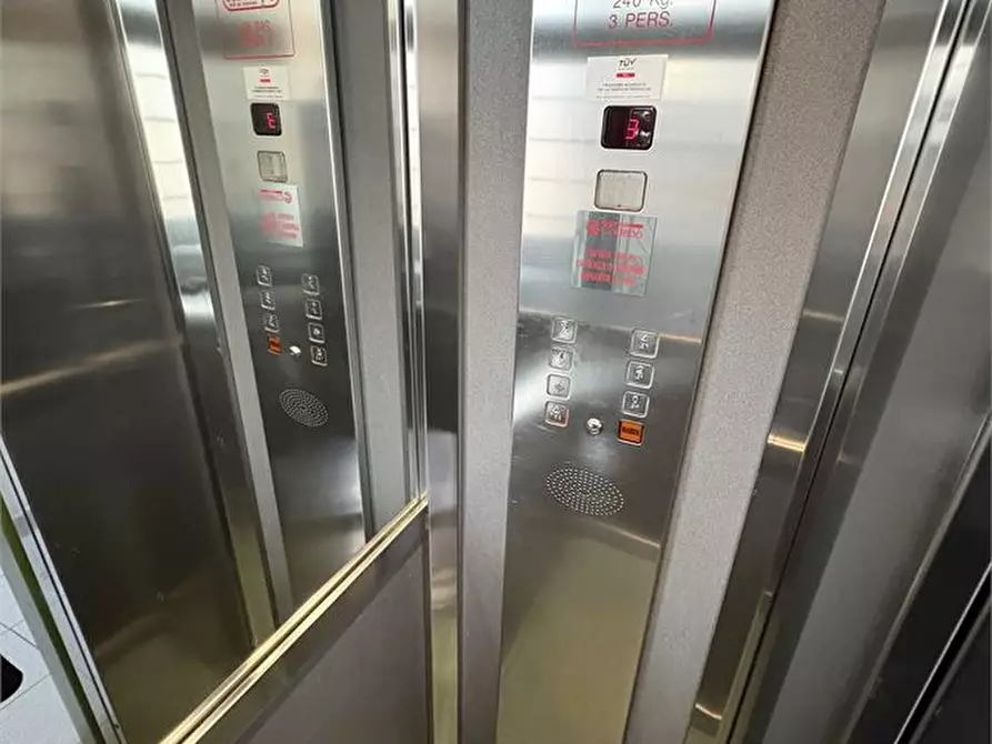 Immagine 3 di Appartamento in vendita  30 a Torino