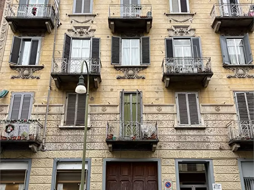 Immagine 2 di Appartamento in vendita  30 a Torino