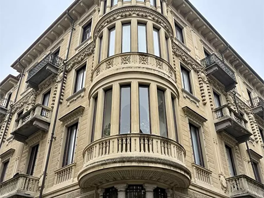 Immagine 1 di Appartamento in vendita  3 a Torino