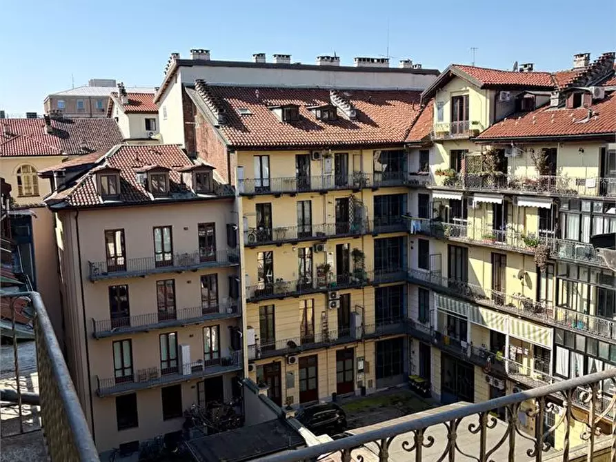 Immagine 1 di Appartamento in vendita  3 a Torino