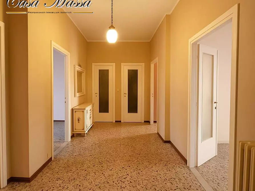 Immagine 6 di Appartamento in vendita  57 a Torino