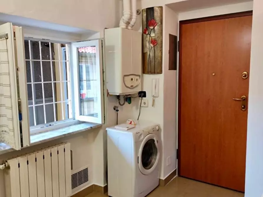 Immagine 10 di Appartamento in vendita  a Torino