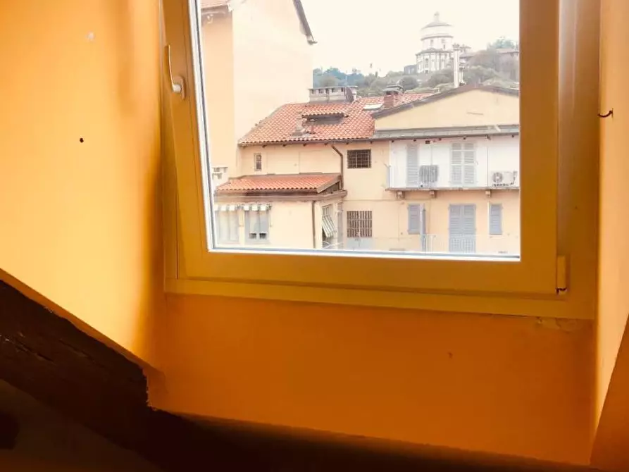 Immagine 4 di Appartamento in vendita  33 a Torino