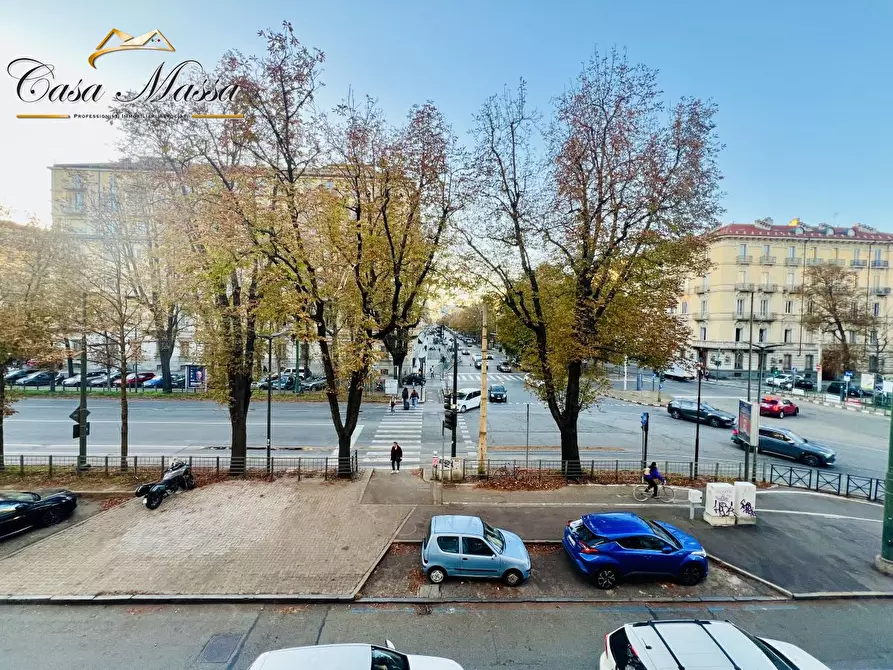 Immagine 8 di Appartamento in vendita  9 a Torino