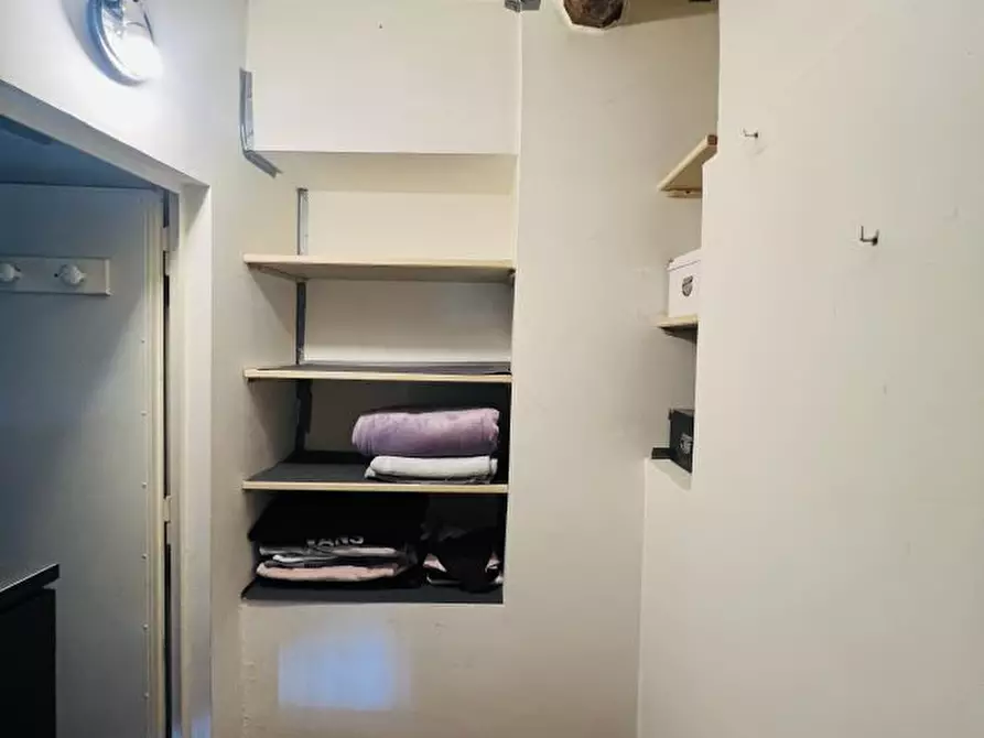 Immagine 9 di Appartamento in vendita  20 a Torino