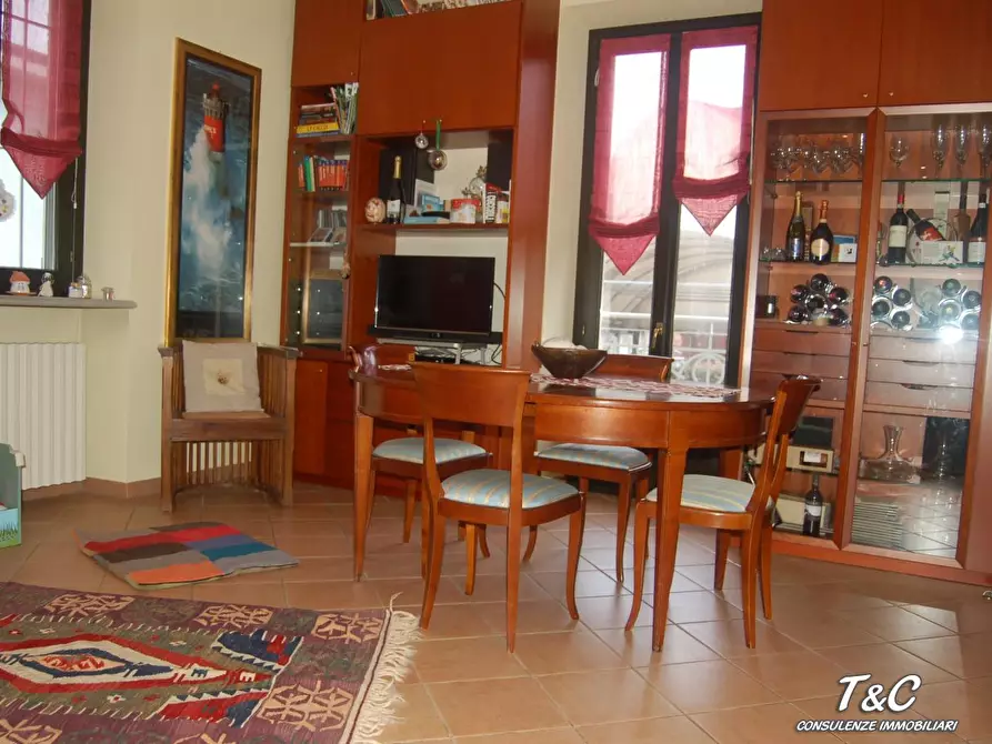 Immagine 7 di Appartamento in vendita  13 a Pinerolo