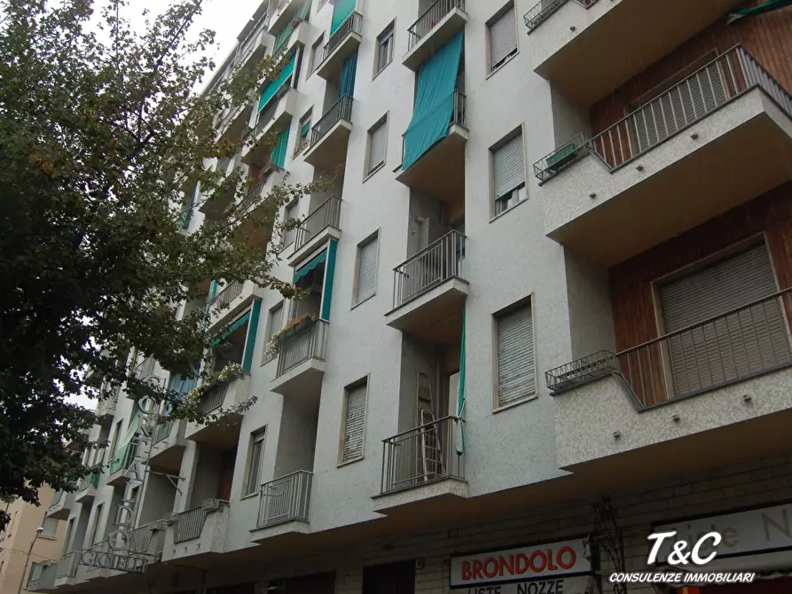 Immagine 1 di Appartamento in vendita  72 a Torino