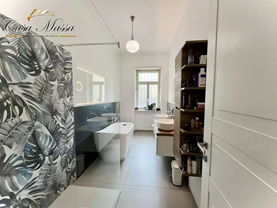 Immagine 9 di Appartamento in vendita  13 a Torino