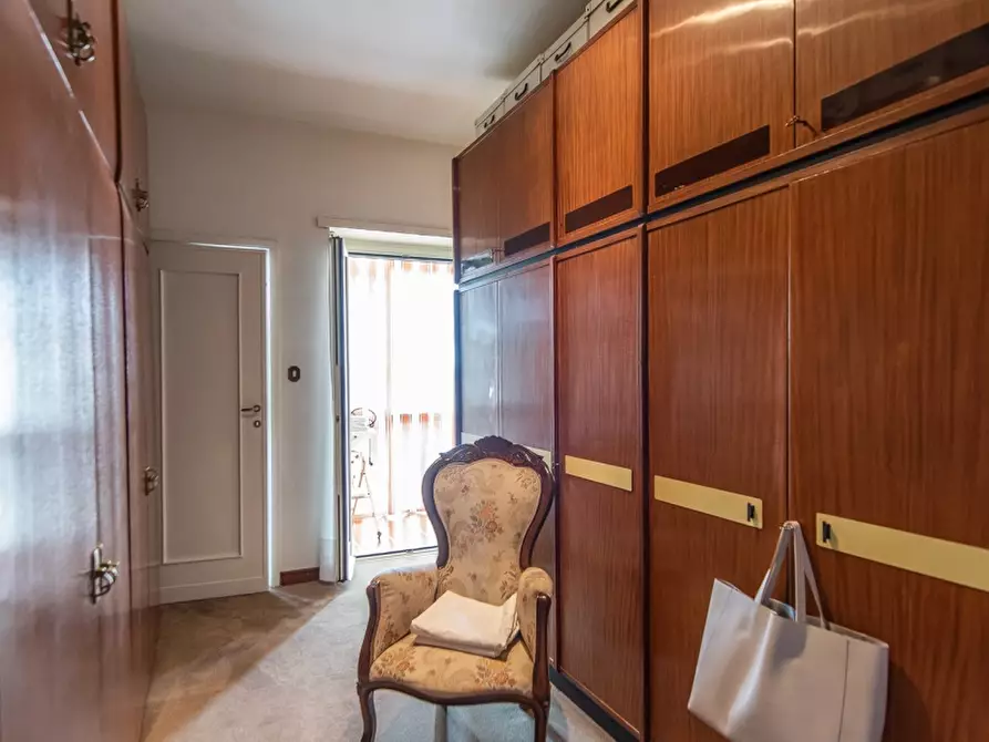 Immagine 10 di Appartamento in vendita  a Torino