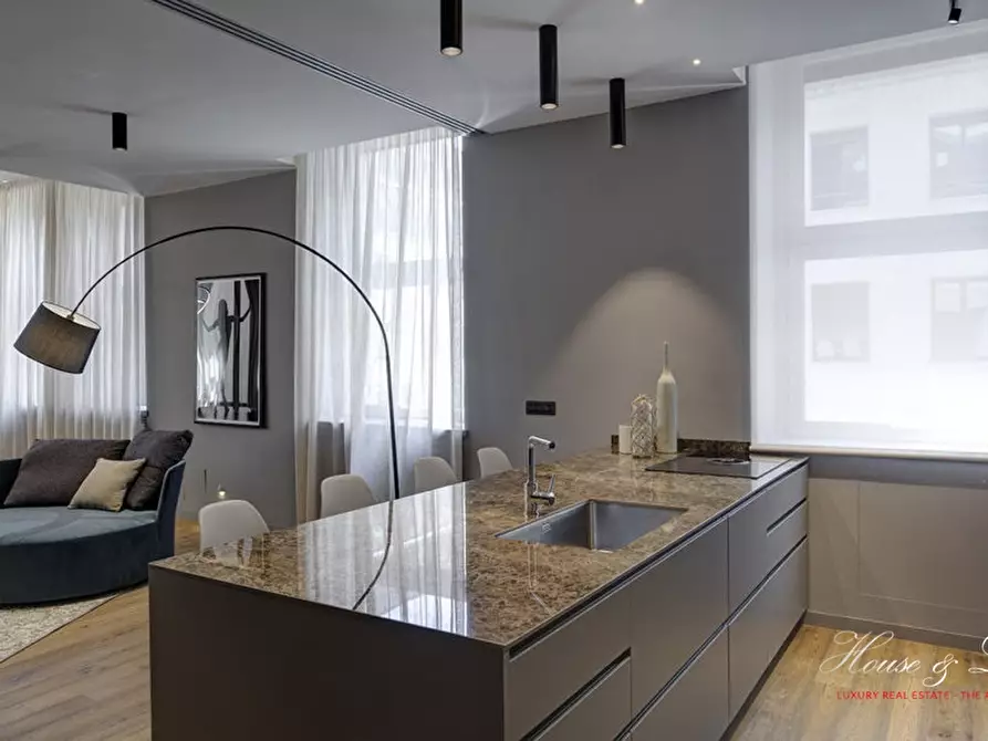 Immagine 5 di Appartamento in vendita  a Torino