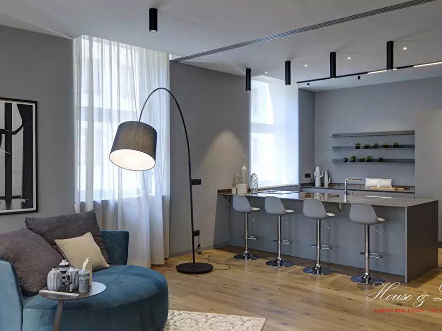 Immagine 3 di Appartamento in vendita  a Torino