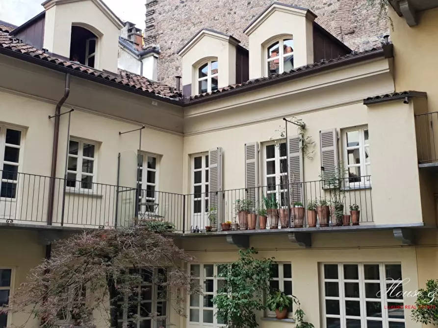 Immagine 4 di Appartamento in vendita  a Torino
