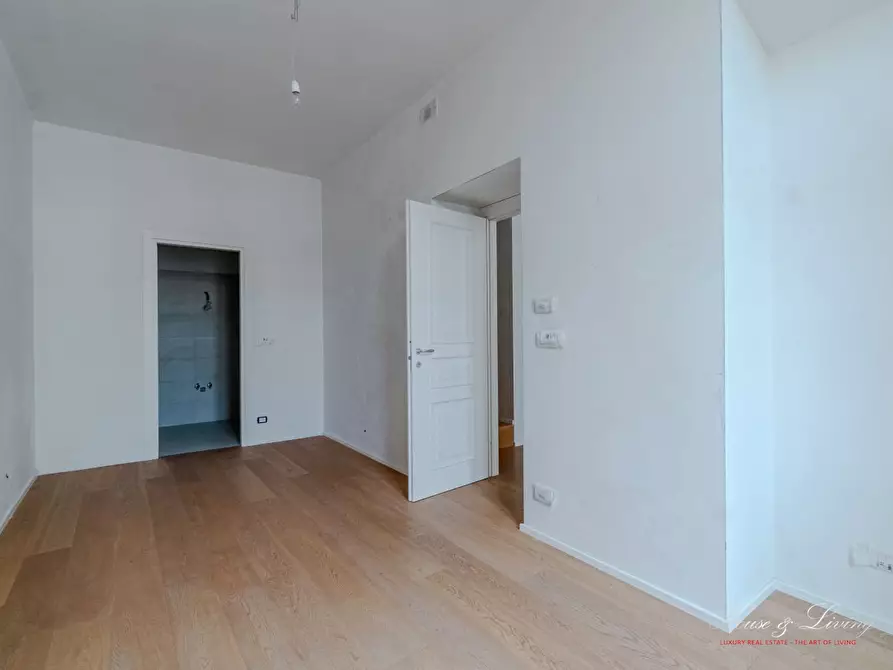 Immagine 10 di Appartamento in vendita  a Torino