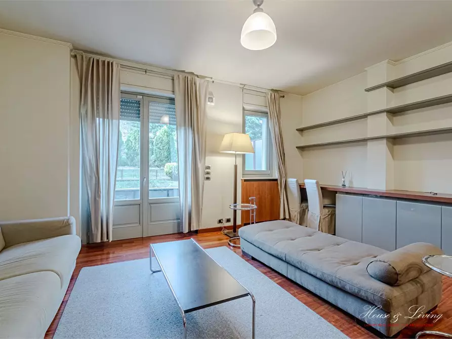 Immagine 2 di Appartamento in vendita  a Torino