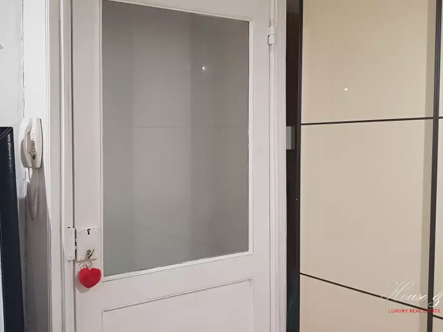 Immagine 8 di Appartamento in vendita  a Torino