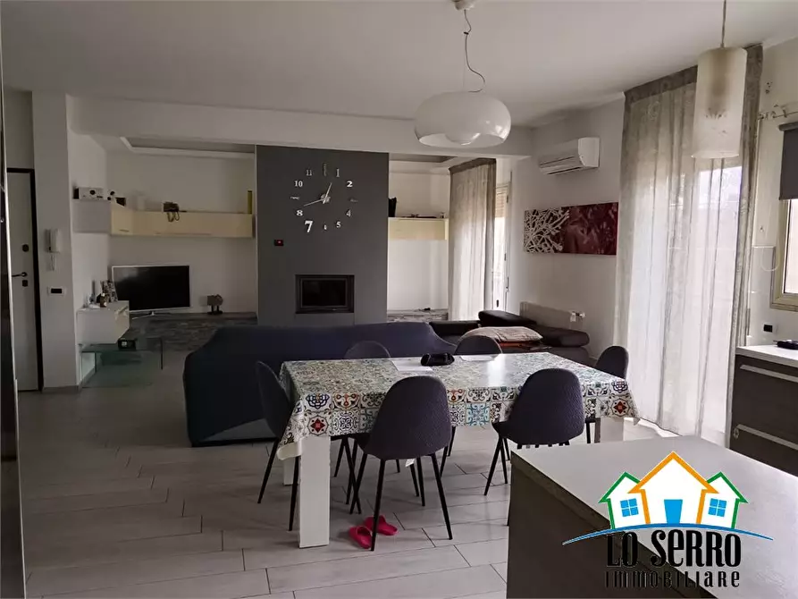 Immagine 8 di Appartamento in vendita  a Alcamo