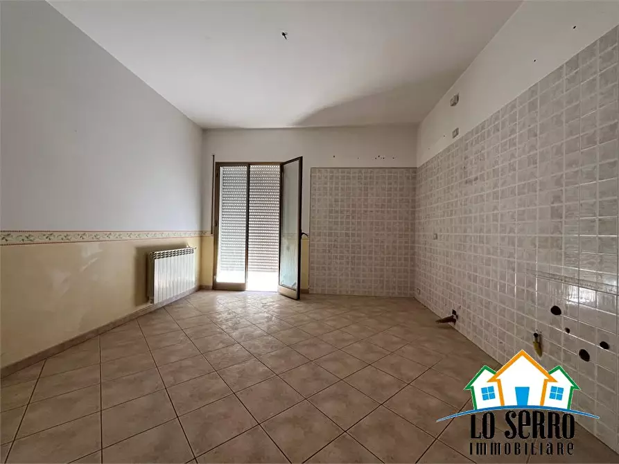 Immagine 10 di Appartamento in vendita  a Alcamo