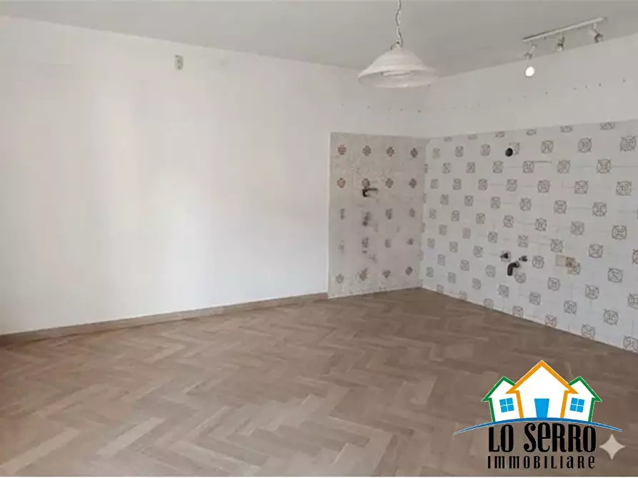 Immagine 8 di Appartamento in vendita  a Alcamo