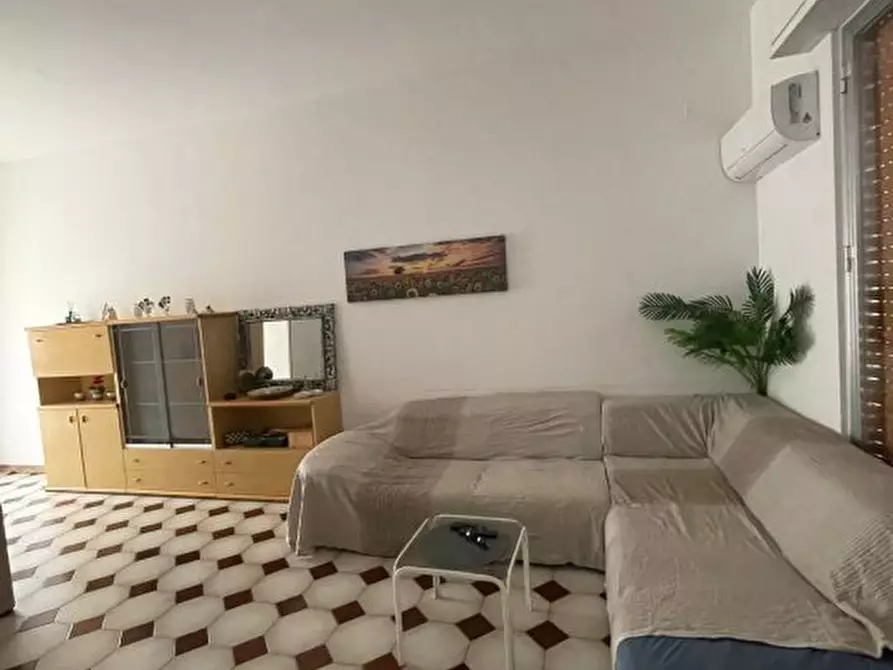 Immagine 8 di Appartamento in vendita  a Alcamo