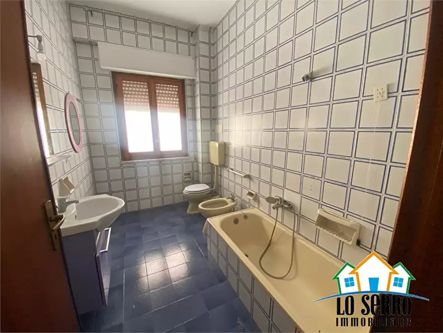 Immagine 5 di Appartamento in vendita  a Alcamo