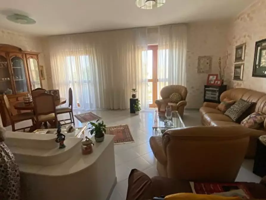 Immagine 2 di Appartamento in vendita  a Alcamo