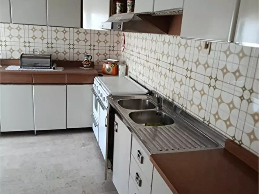 Immagine 2 di Appartamento in vendita  a Alcamo