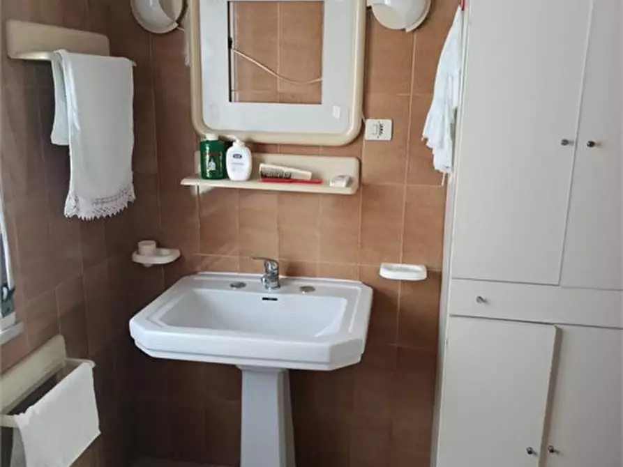 Immagine 6 di Appartamento in vendita  a Alcamo