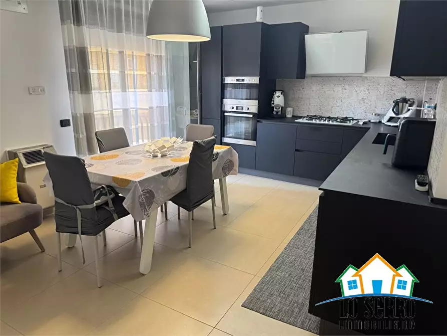 Immagine 4 di Appartamento in vendita  a Alcamo