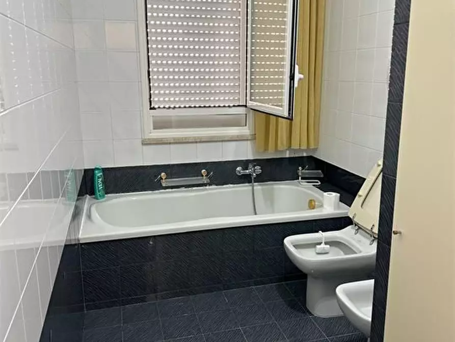 Immagine 10 di Appartamento in vendita  a Alcamo