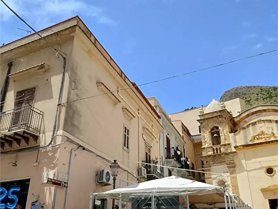Immagine 1 di Appartamento in vendita  a Alcamo