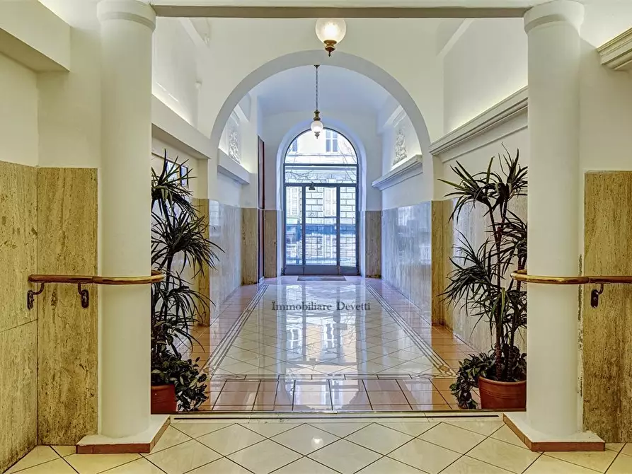 Immagine 2 di Appartamento in vendita  a Trieste