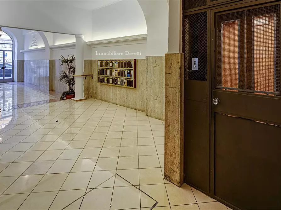 Immagine 3 di Appartamento in vendita  a Trieste