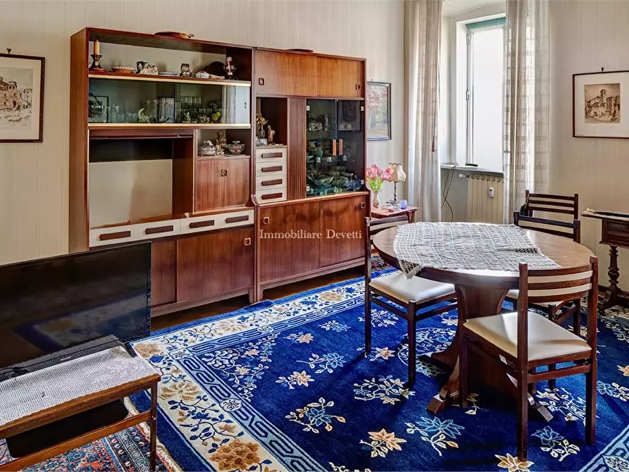 Immagine 10 di Appartamento in vendita  a Trieste