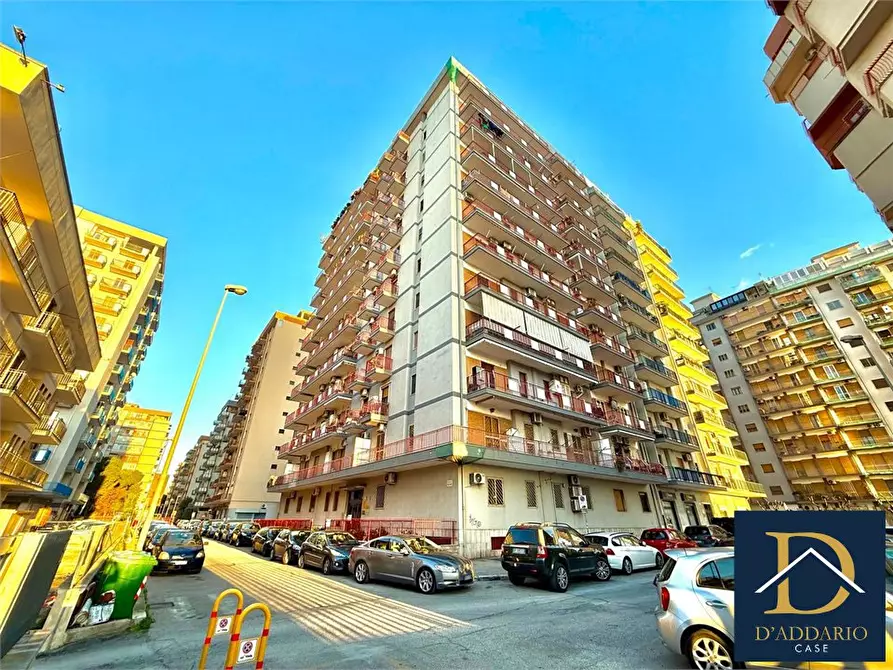 Immagine 1 di Appartamento in vendita  41 a Taranto